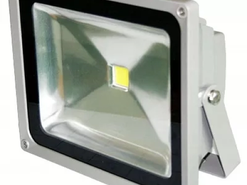 Naprawa halogena led COB.