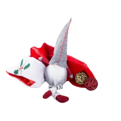 Mikołaj skrzat krasnal świąteczny gnom pod choinkę