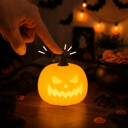 Lampka nocna biurkowa dynia halloween dekoracja led timer akumulatorowa