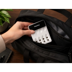 Ładowarka do akumulatorków AA i AAA z wyświetlaczem LCD, 4 akumulatorki AAA i kabel USB-C