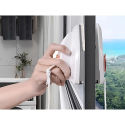 Myjka do okien dwustronna magnetyczna z mocnymi magnesami i dokładną ściągaczką — zdjęcie 6