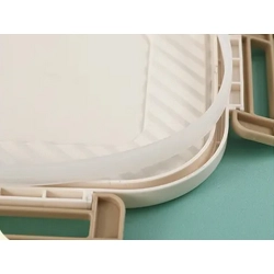 Lunchbox śniadaniówka pojemnik na śniadanie obiad z przegródkami sztućce