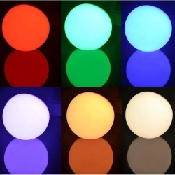 Wielobarwna żarówka diodowa LED RGBW 12w/230v E27 16 kolorów + pilot
