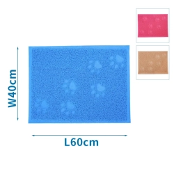 Urocza mata z nadrukiem w łapki