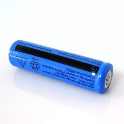 Akumulator do e-papierosów i lampek solarnych 3,7V 650mAh AA