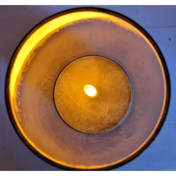 Świeca wkład LED 15x7cm żywy płomień w osłonie z szarą podstawą 2xAAA