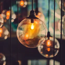 Żarówka LED Filament A60 E27 8W 950lm ciepła do salonu energooszczędna