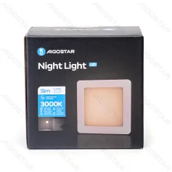 Lampka nocna LED z czujnikiem światła i 2-stopniowym ściemniaczem do gniazdka 230V dla wygody użytkowania