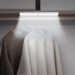 Ściemnialna lampa LED podszafkowa na baterie AA 6500K do biura
