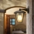 Lampa ścienna vintage czarna z gwintem E27 do przytulnego wnętrza - czarna lampa z przezroczystym kloszem i daszkiem