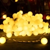 Lampki choinkowe mleczne kulki 25LED na 3 baterie AA, Ciepłe 2,5m
