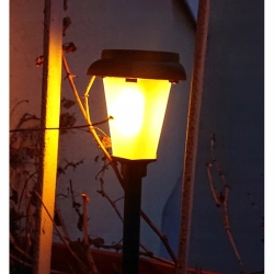 4xlampka ogrodowa solarna z efektem płomienia zest