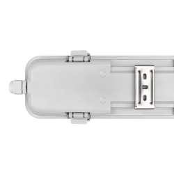 Oprawa LED 36W IP65 661x95x60mm do garażu i warsztatu